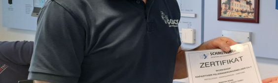 Zertifikatsübergabe an Martin Rose von der Firma Gosch Elektroanlagen GmbH